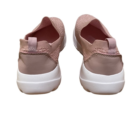 Athletic Works Slip On Comfort Fit Shoes Soft Pink Size 8.5 - Picture 6 of 9